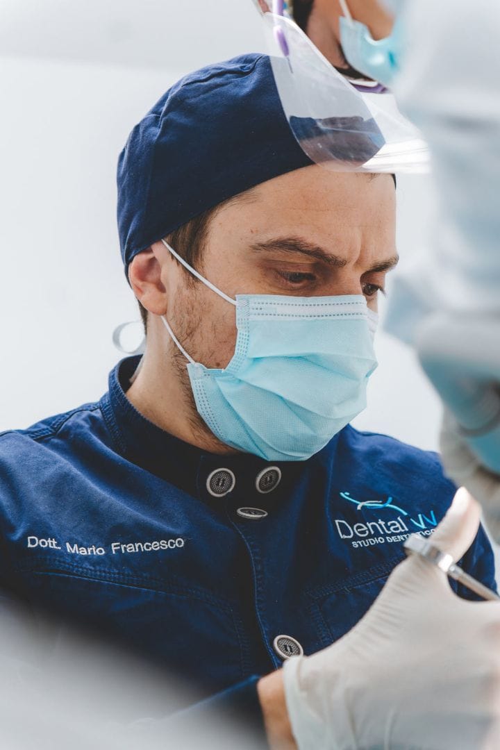 Parodontologia 1 impianto dentale a Terni